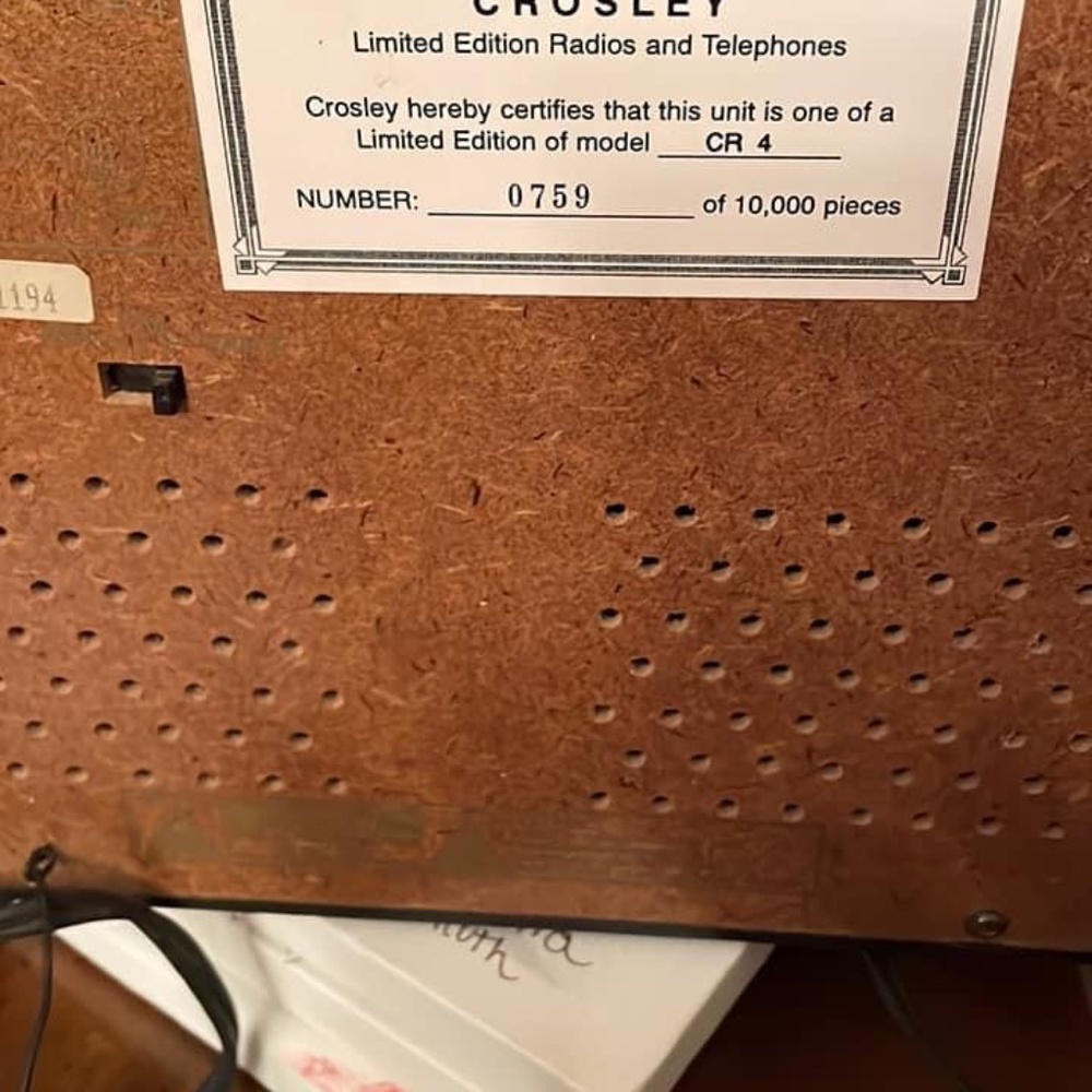 Crosley radio